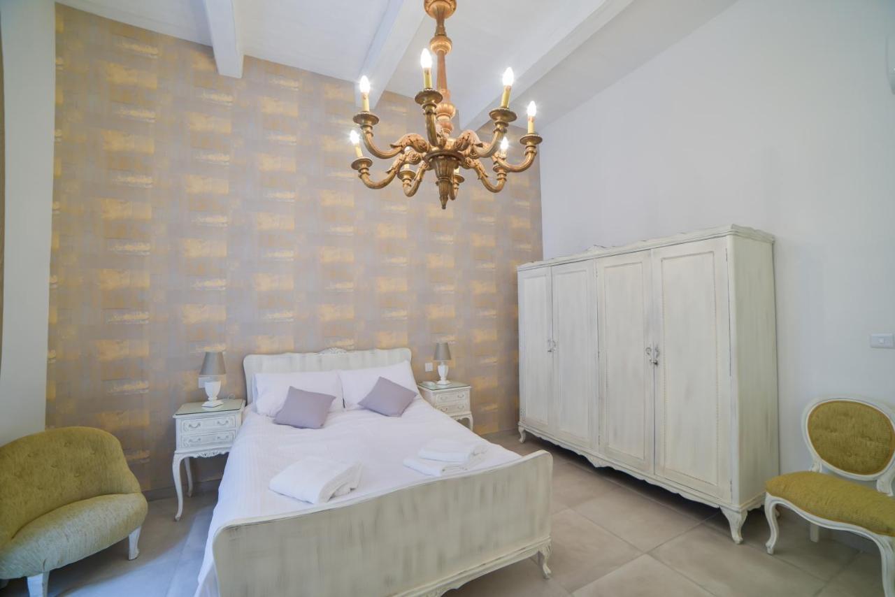 Ca2- City Central Apartment 2 อิล-เฟอร์ยานา ภายนอก รูปภาพ