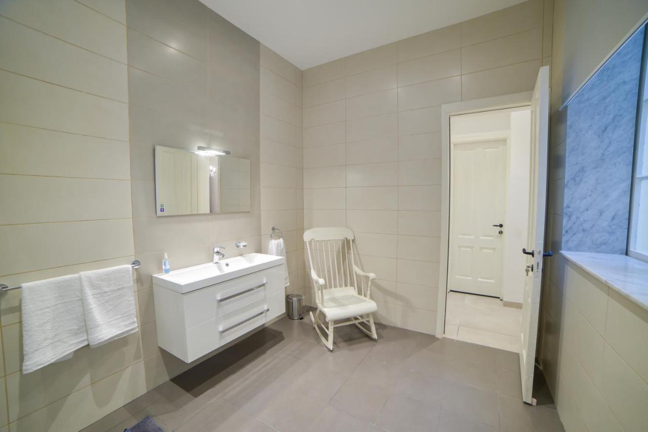 Ca2- City Central Apartment 2 อิล-เฟอร์ยานา ภายนอก รูปภาพ