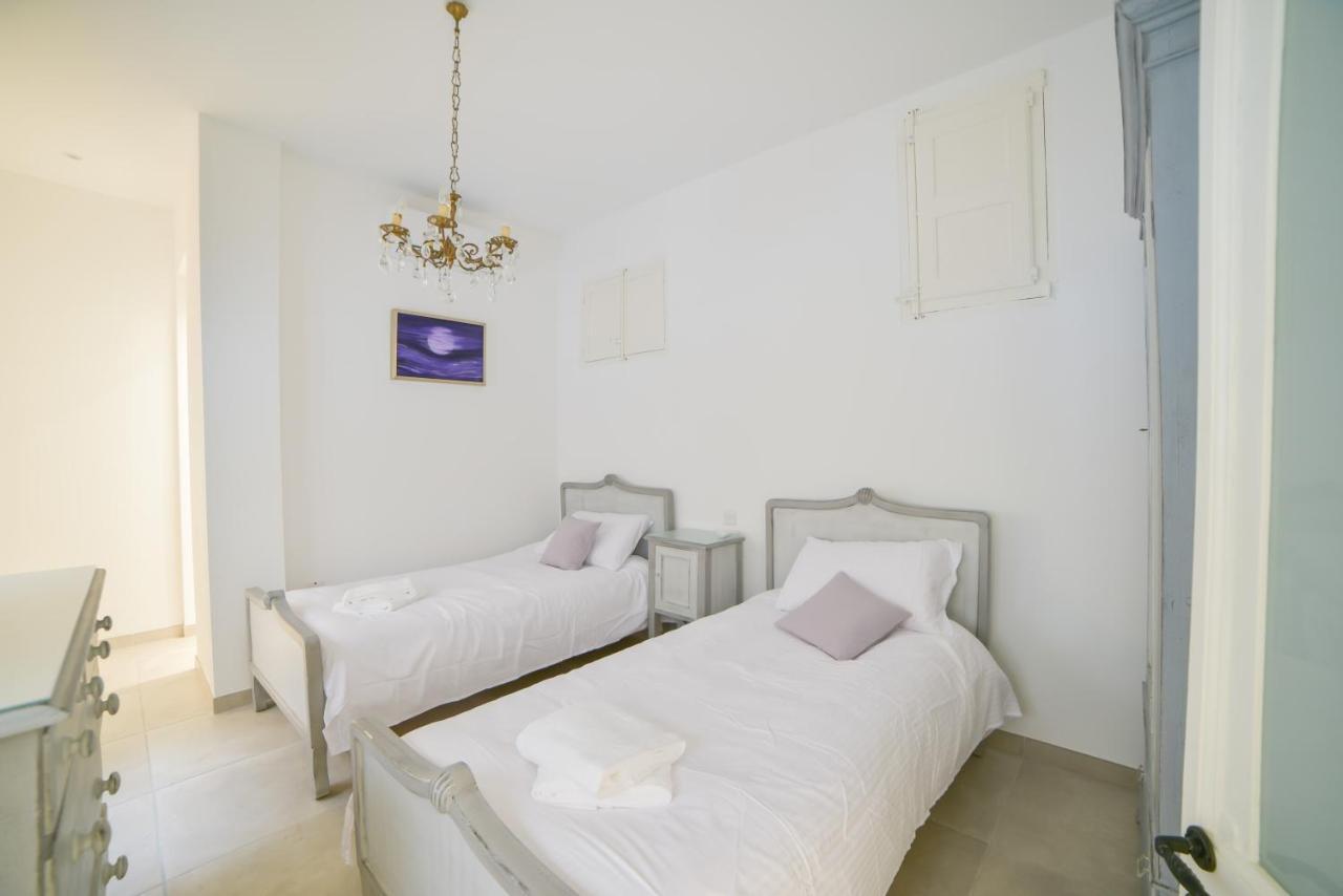 Ca2- City Central Apartment 2 อิล-เฟอร์ยานา ภายนอก รูปภาพ